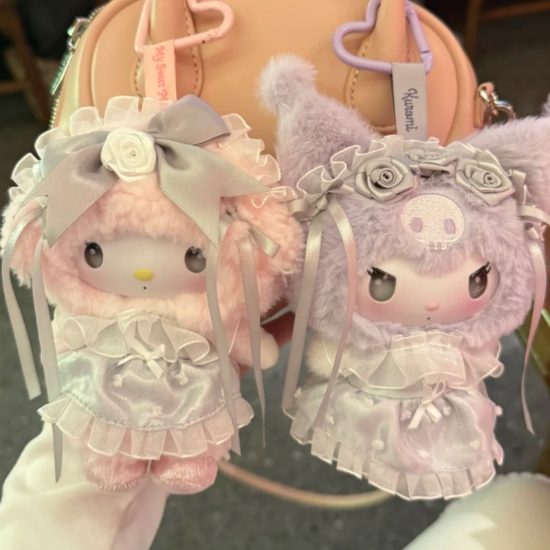 Grow Bags - Sıcak Sanrio Ailesi Vinil Sevimli Kör